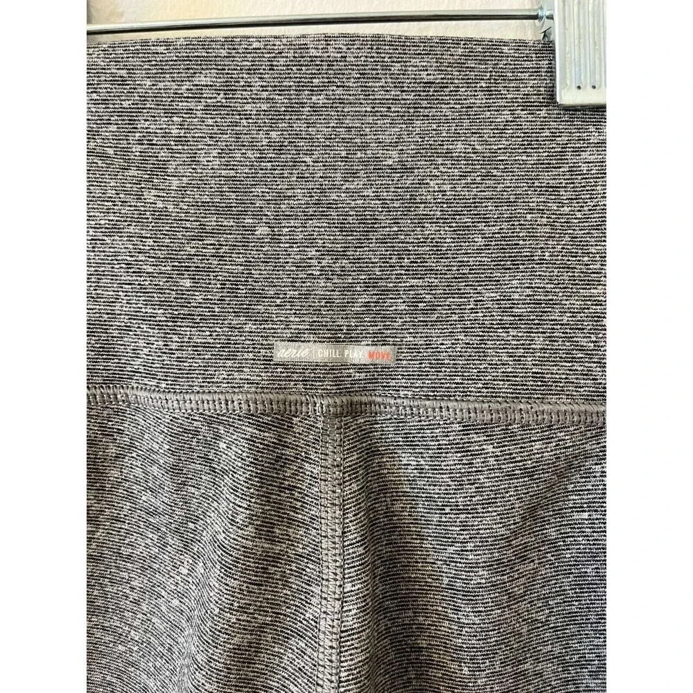 Aerie Women's Extra Small XS Grey Leggings Mesh Accents Chill Play Move